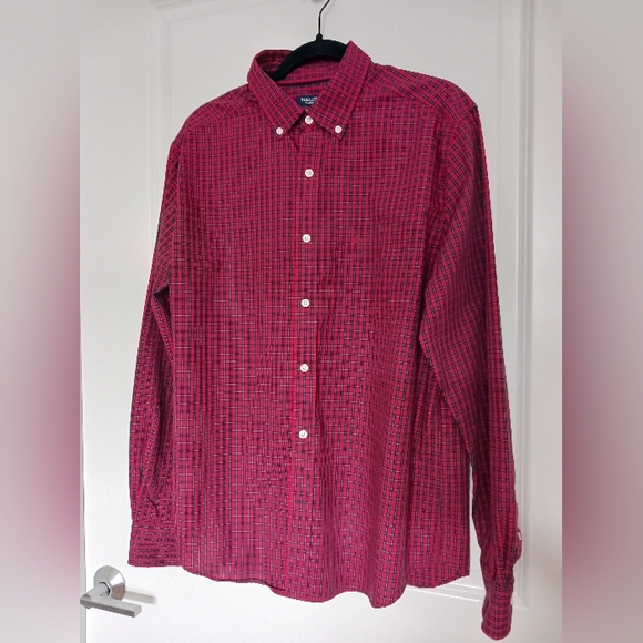 Nautica - Classic Fit Long Sleeve! - Picture 2 of 5